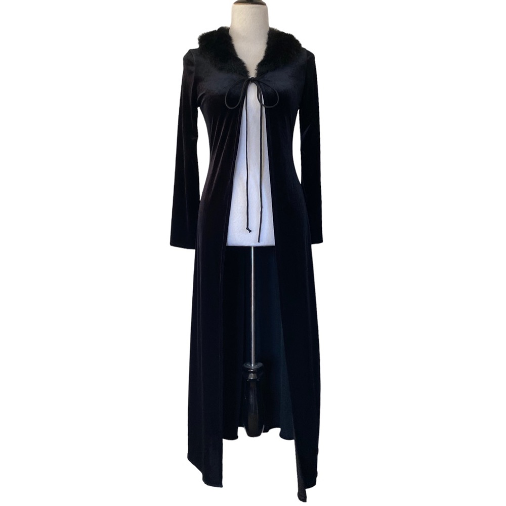 LA Glo 1990s 90s vamp goth witch faux fur collared long black velvet cape S